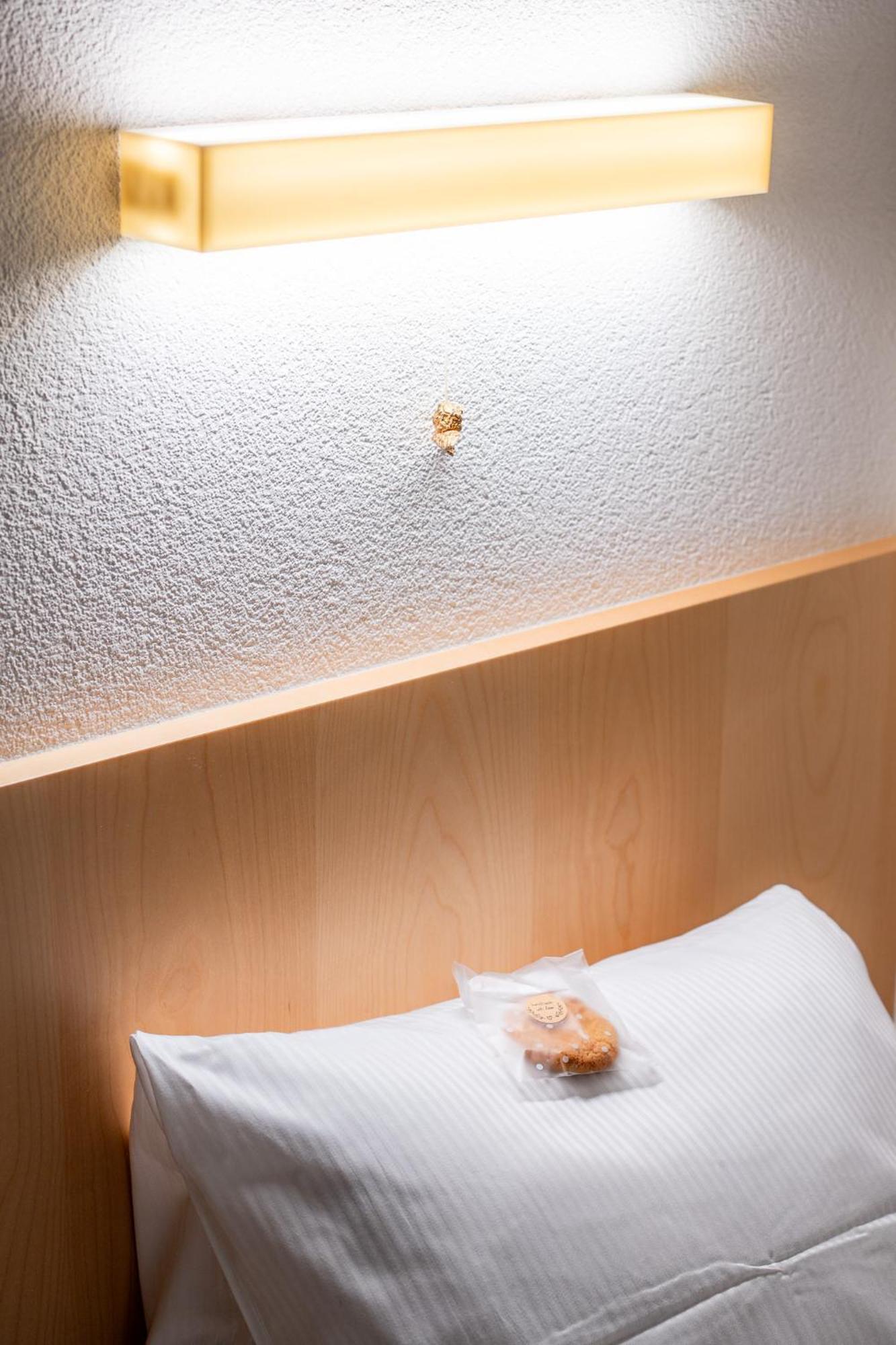 Hotel Haus Schoenstatt Contactless-Check-In Бриг Екстер'єр фото