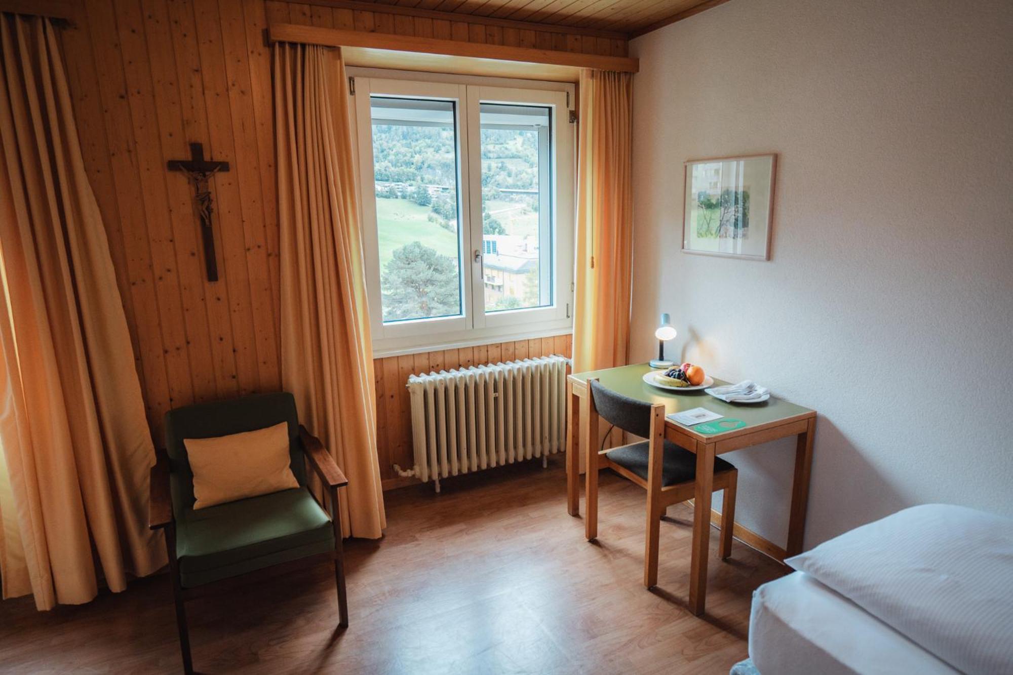 Hotel Haus Schoenstatt Contactless-Check-In Бриг Екстер'єр фото